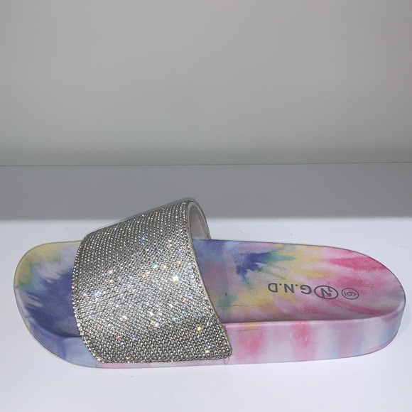 SPARKLY RHINESTONE TIE DYE SLIDES - Picture 4 of 8